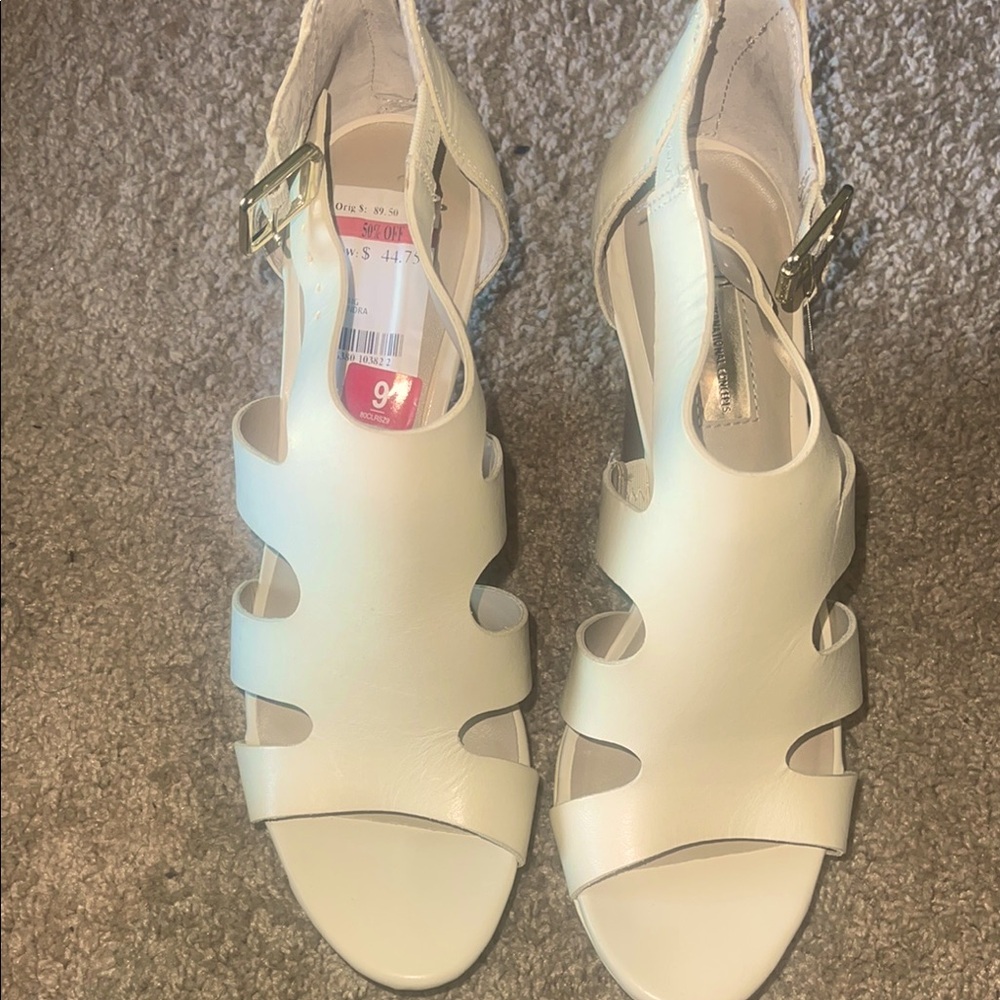 Size 9 Elegant Cream Women's Sandals